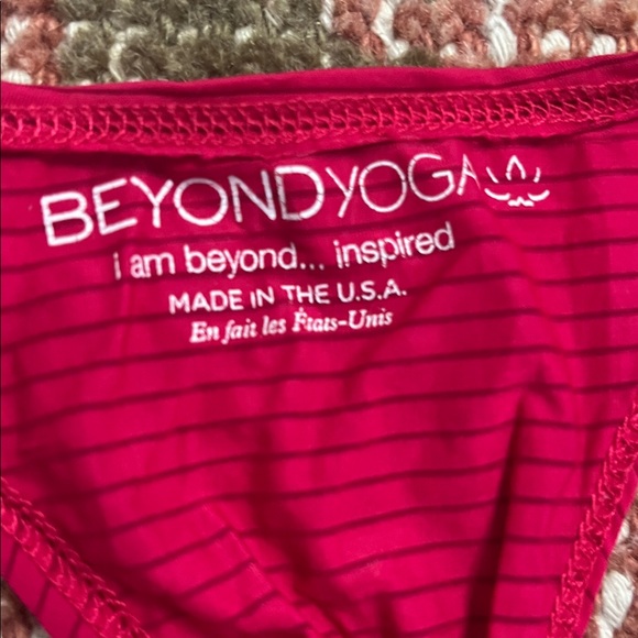 Beyond Yoga Magenta Striped Tank Top Size M - Picture 2 of 7